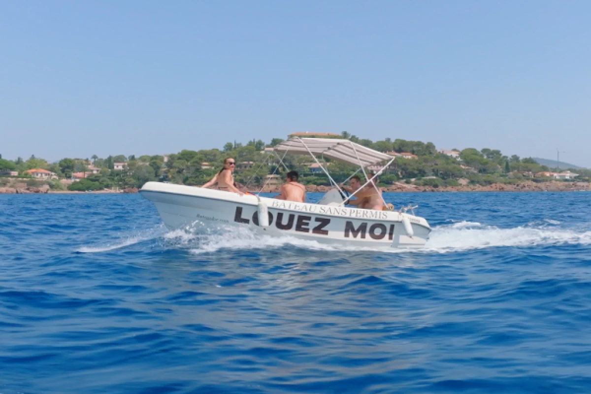 Boat rental without license - Agay Bay - Bonjour Fun