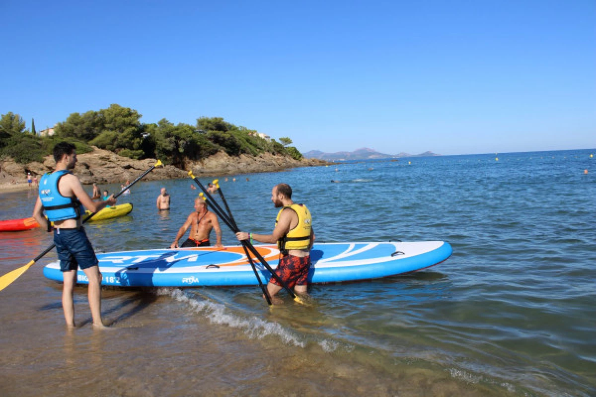 Giant Stand Up Paddle rental - Bonjour Fun