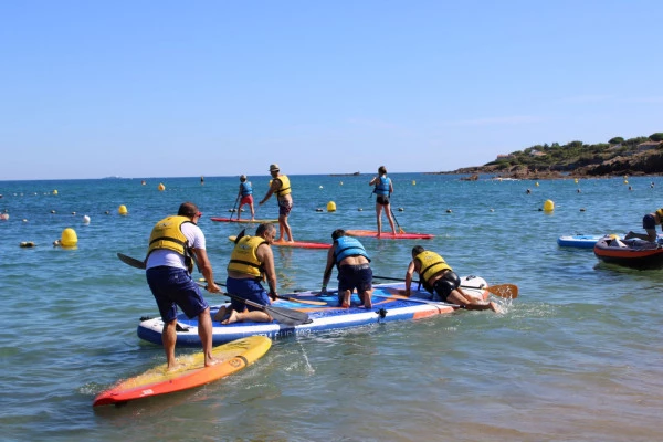 Giant Stand Up Paddle rental - Bonjour Fun