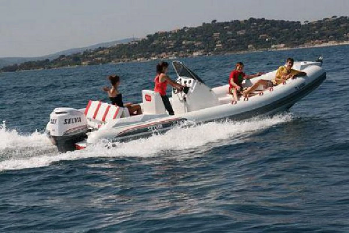 JAGUAR rental - SP Marine - Bonjour Fun