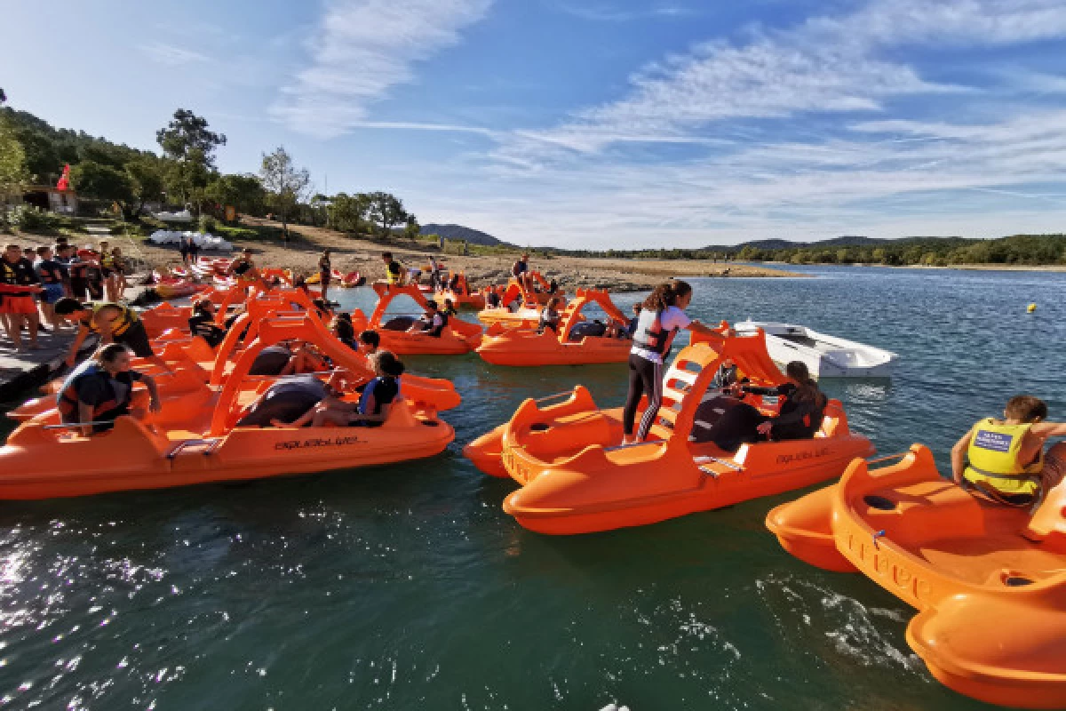 Kayak, Paddle, Caravel, Catamaran and Pedal boat rental (Supervised area) - Bonjour Fun