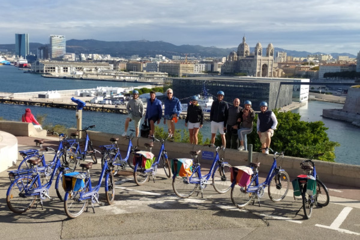 Half-day tour ebike special for cruises - Bonjour Fun