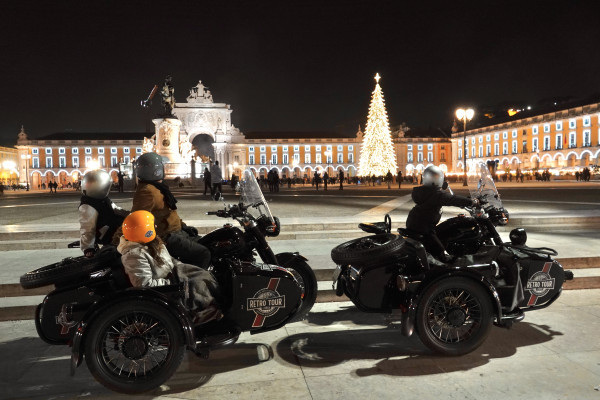 OTA | Retro Tour Lisboa | By Night | 2h00 - Bonjour Fun