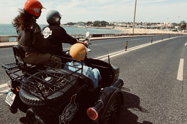 OTA | Retro Tour Lisboa | Sesimbra Classic | 1h00 - Bonjour Fun