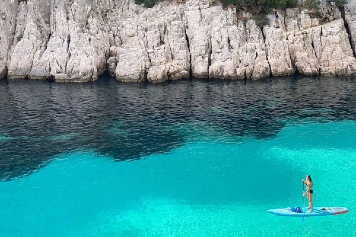 Paddle guided tour calanques of Cassis - Bonjour Fun