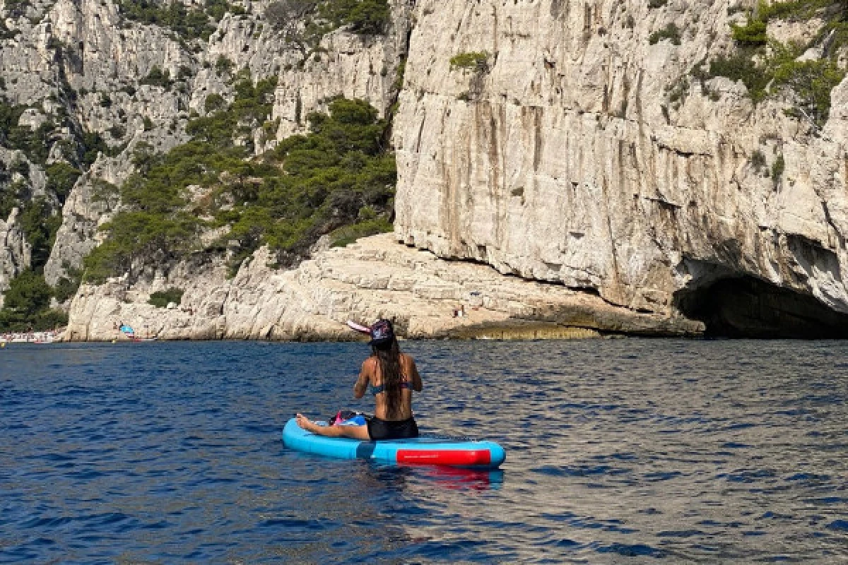 Paddle guided tour calanques of Cassis - Bonjour Fun