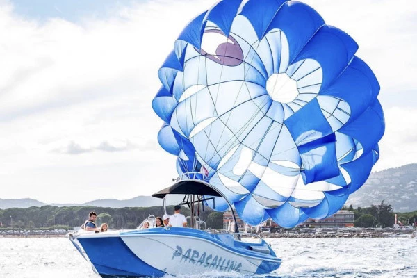 Parasailing - Cannes la Bocca - Bonjour Fun