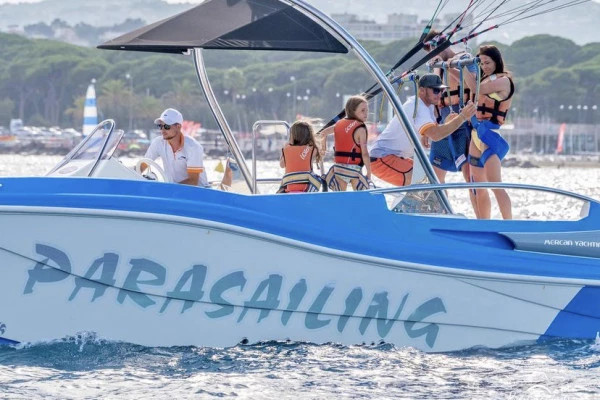 Parasailing - Cannes la Bocca - Bonjour Fun