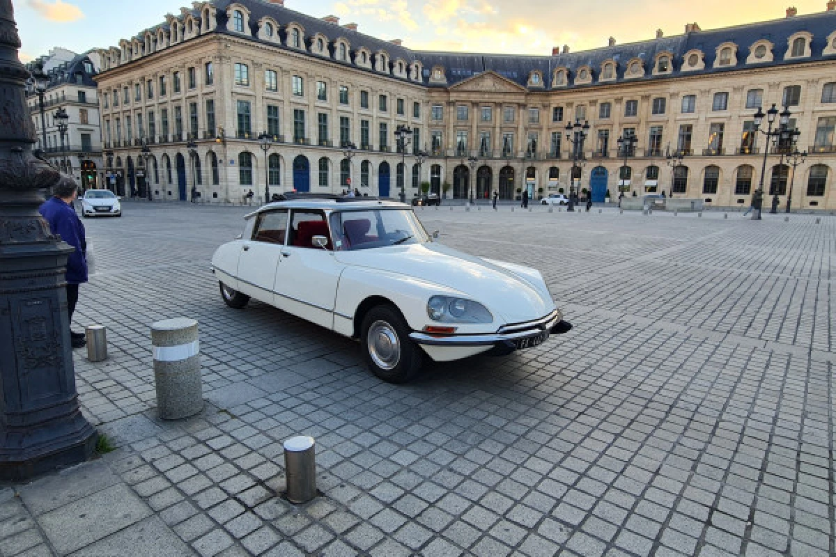 Paris City Tour Citroën DS - - Bonjour Fun