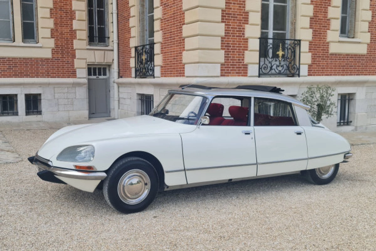 Paris City Tour Citroën DS - - Bonjour Fun