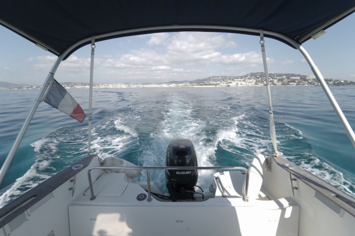 Boat Licence in Cannes - La - Bocca - Bonjour Fun