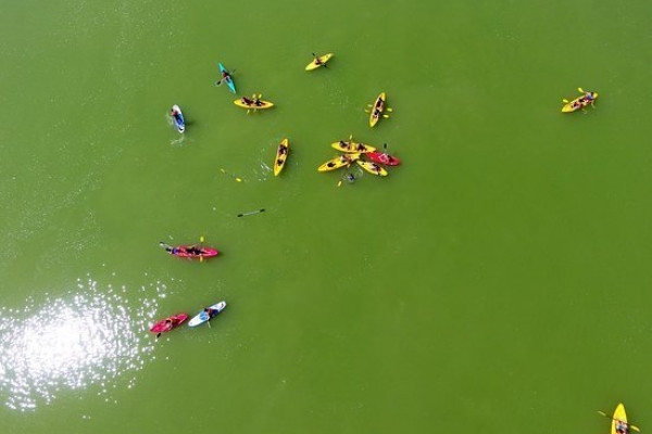 Canoes on the Cubillas Reservoir, Granada - Bonjour Fun