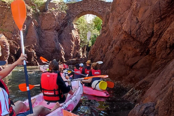 Kayaking Tour Agay with Guide - Bonjour Fun