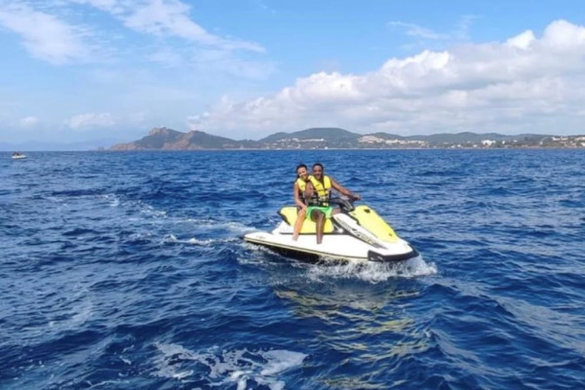 Jet Ski renting with or without Licence - Saint-Aygulf - Bonjour Fun