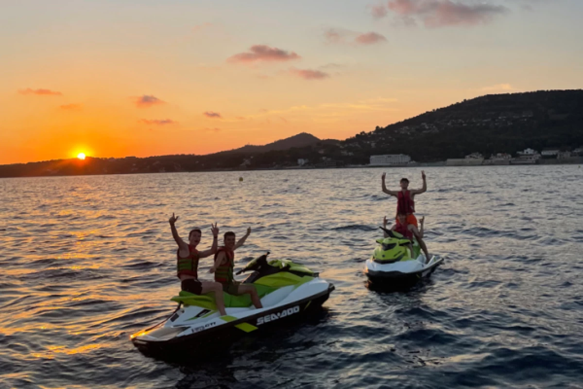 Jet ski tour - Sunset - Agay - Bonjour Fun