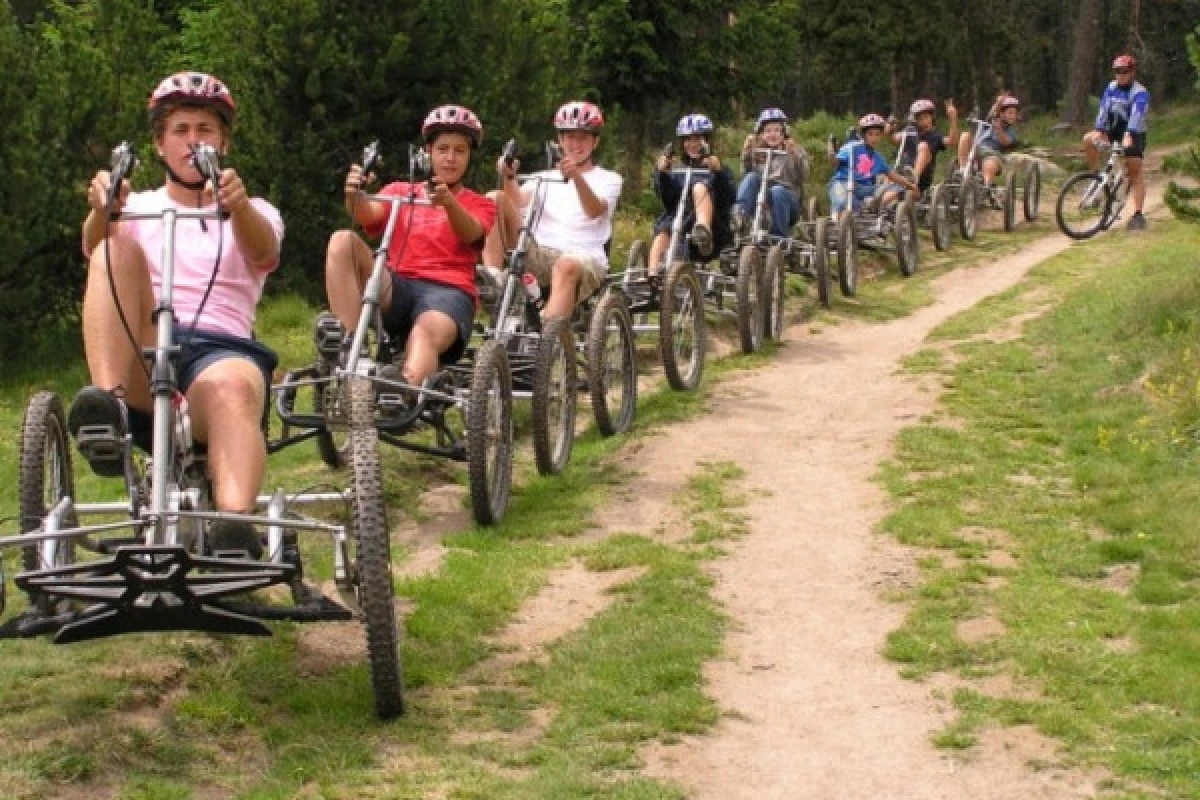 Quadbike ride in the forest - Bonjour Fun