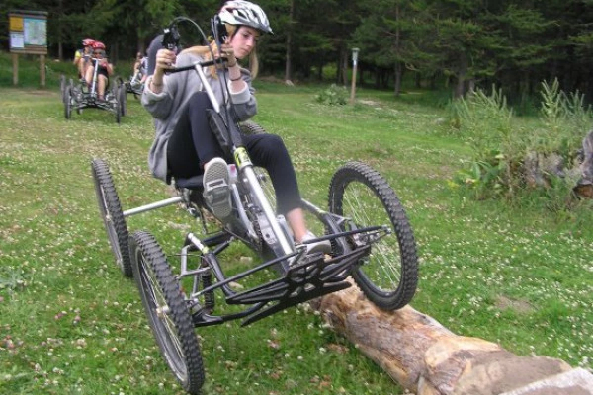 Quadbike ride in the forest - Bonjour Fun