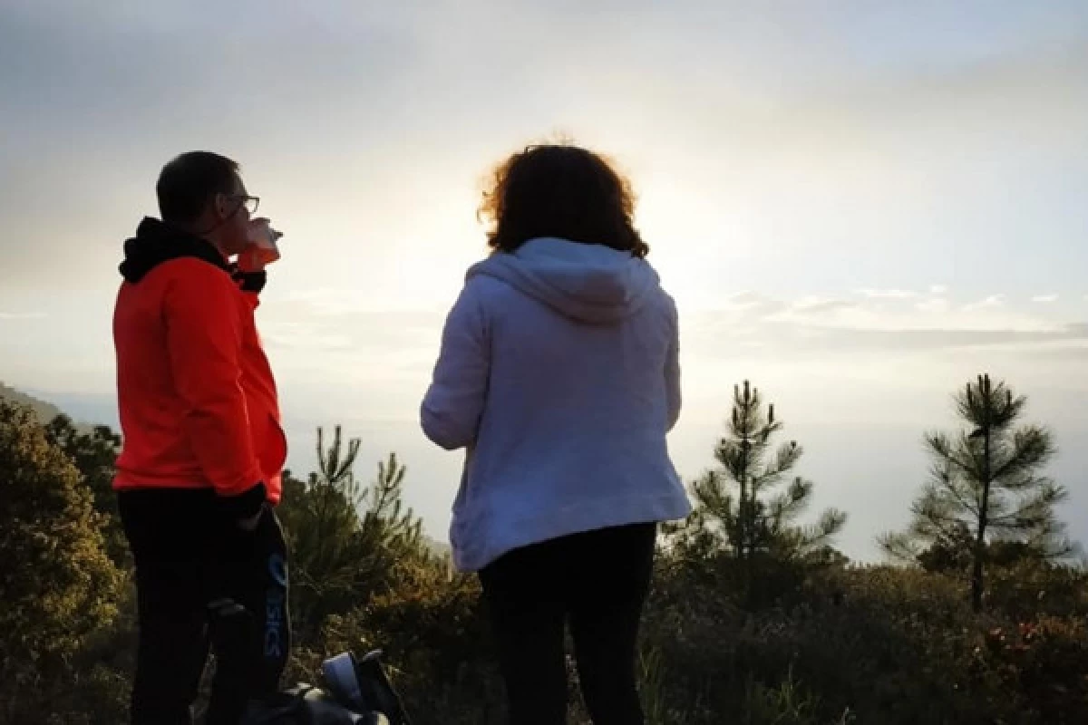 Sunrise Hike in the Estérel Park - Bonjour Fun