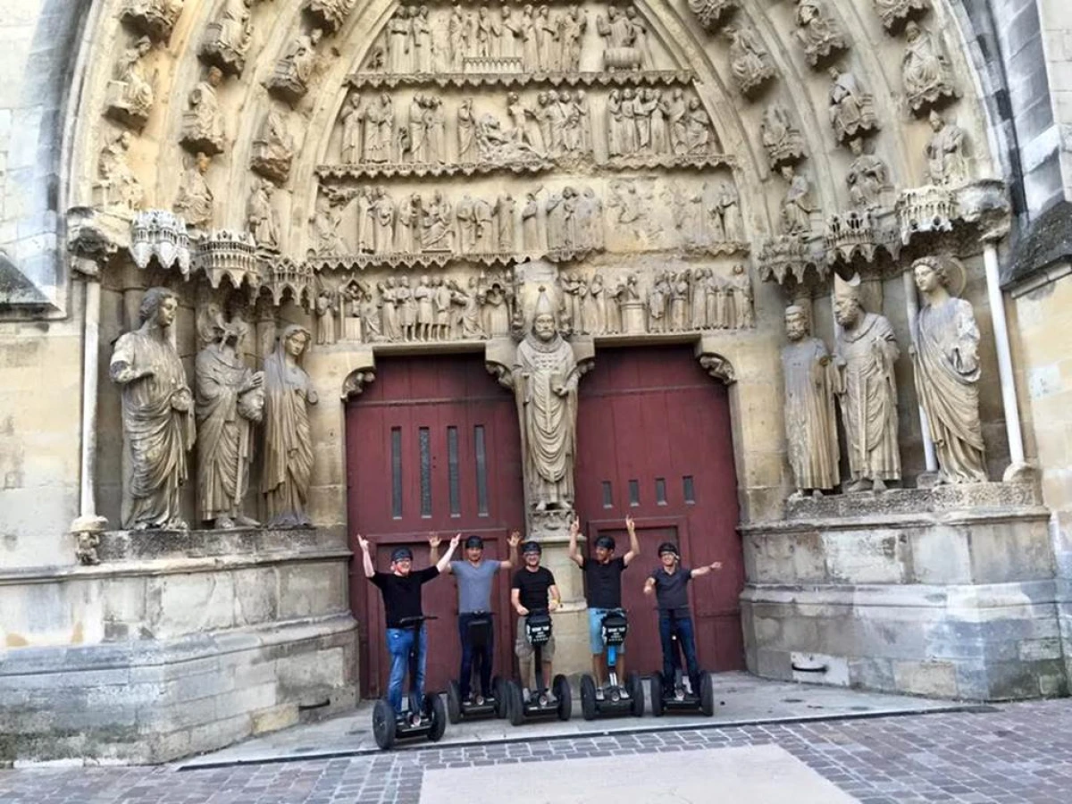 REIMS CATHEDRAL - CITY TOUR AND FUN 1:30 - Bonjour Fun