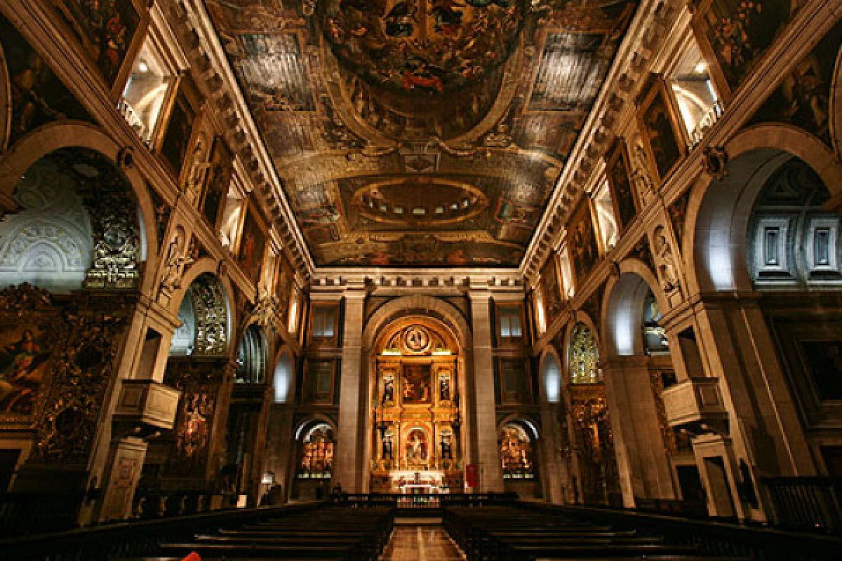 Religious & Monumental Lisbon Tuk Tuk Tour - Bonjour Fun