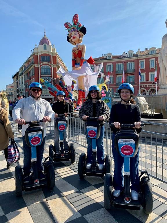 SEGWAY TOUR CARNIVAL - 1H - Bonjour Fun
