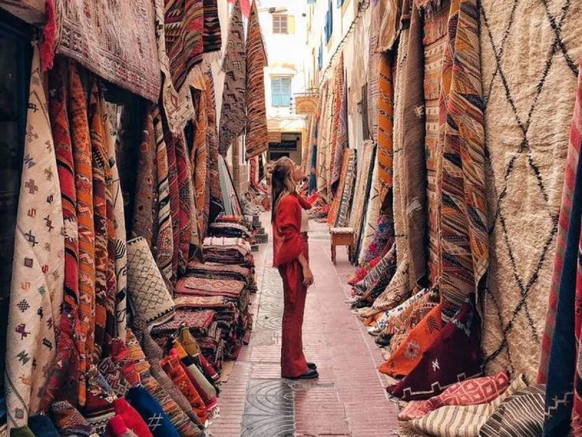 Souks Shopping Tours - Bonjour Fun