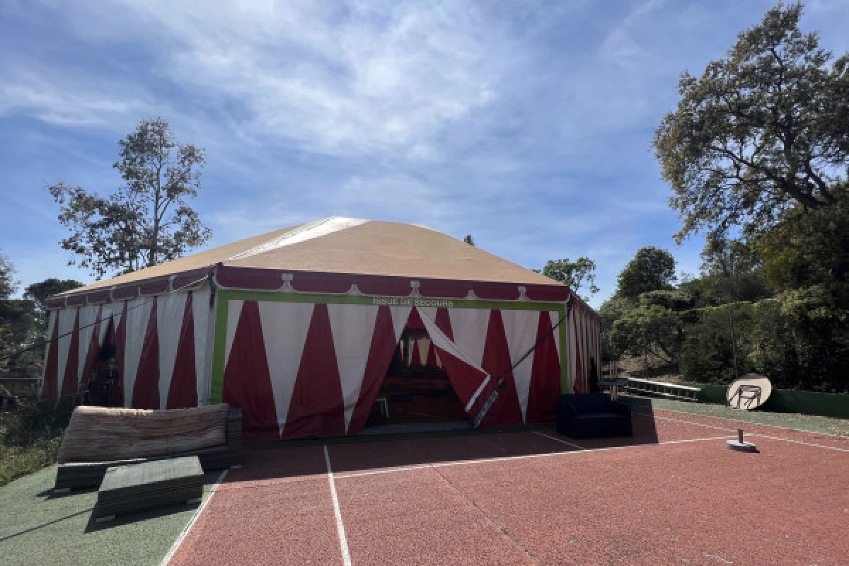 Circus school in Agay - Bonjour Fun