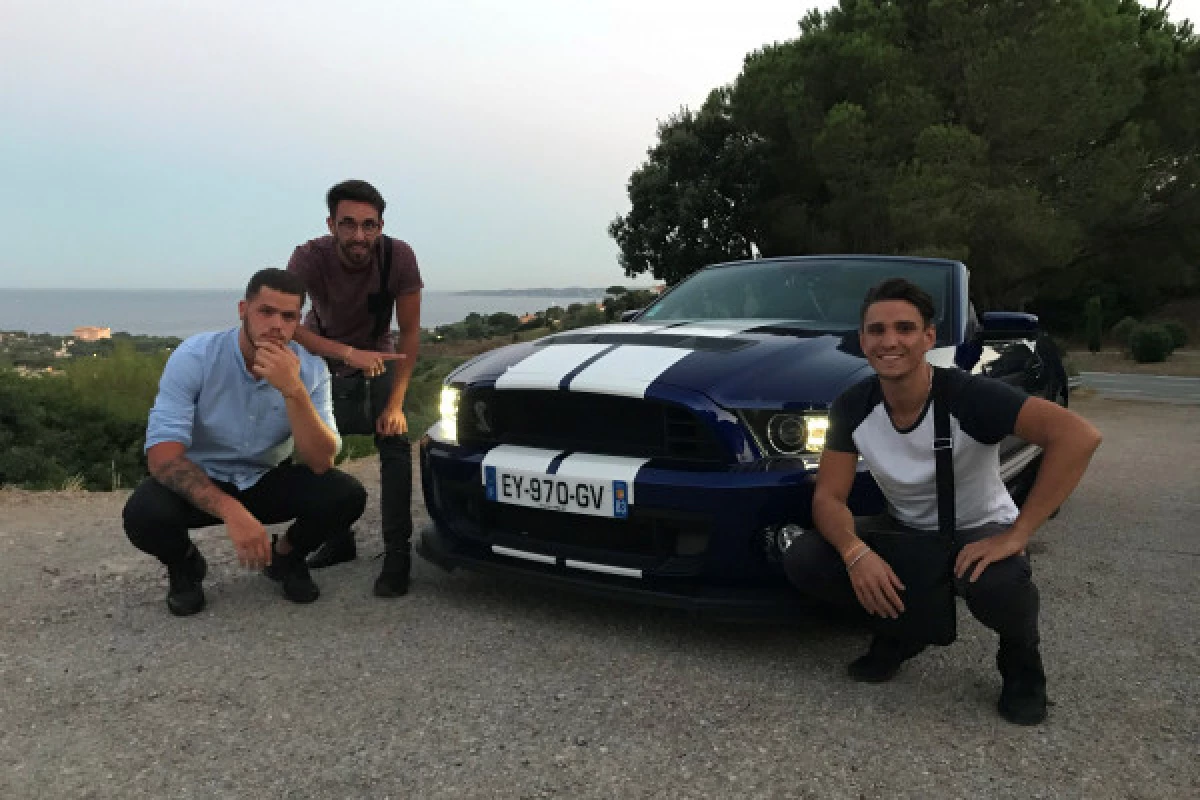 Mustang Shelby GT500 Driving Experience - Bonjour Fun