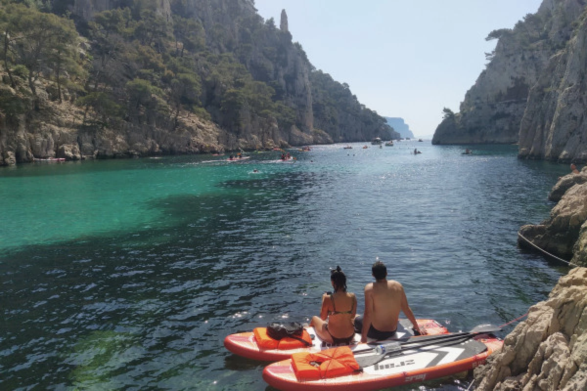 Stand Up Paddle guided tour calanques of Cassis - Bonjour Fun