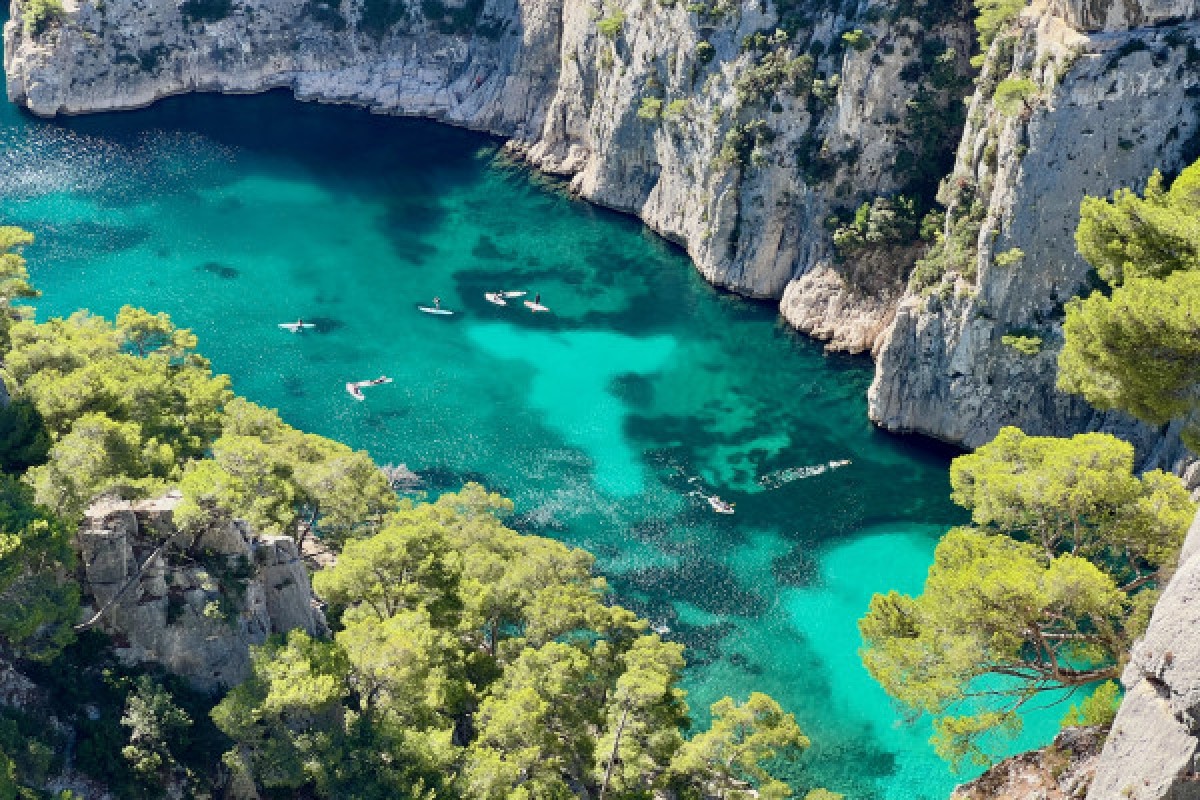 Stand Up Paddle guided tour calanques of Cassis - Bonjour Fun