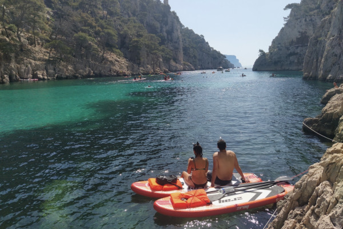 Stand Up Paddle guided tour calanques of Cassis - Bonjour Fun