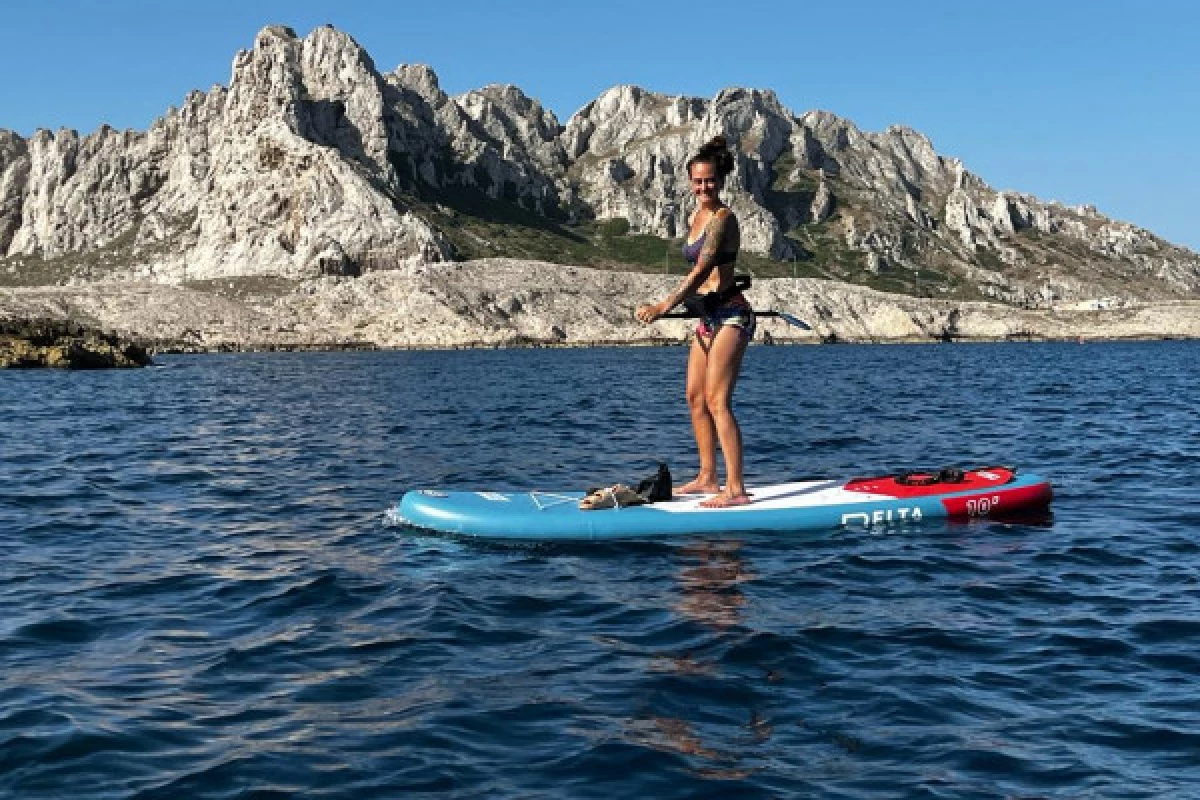 Stand Up Paddle Calanques of Marseille - Bonjour Fun