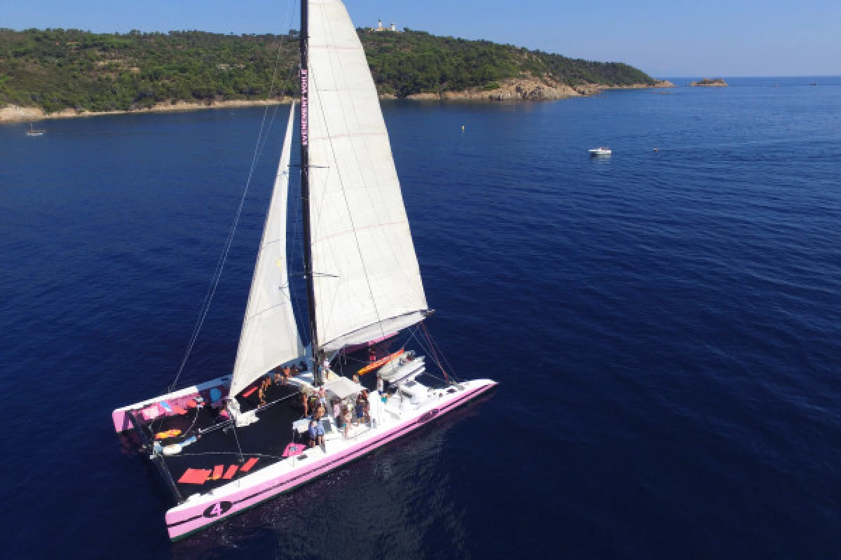 Follow Saint Tropez Sailing Regatta in a Catamaran - Bonjour Fun