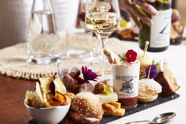 Cellar visit and Wine time (Tea Time around wine) - Bonjour Fun