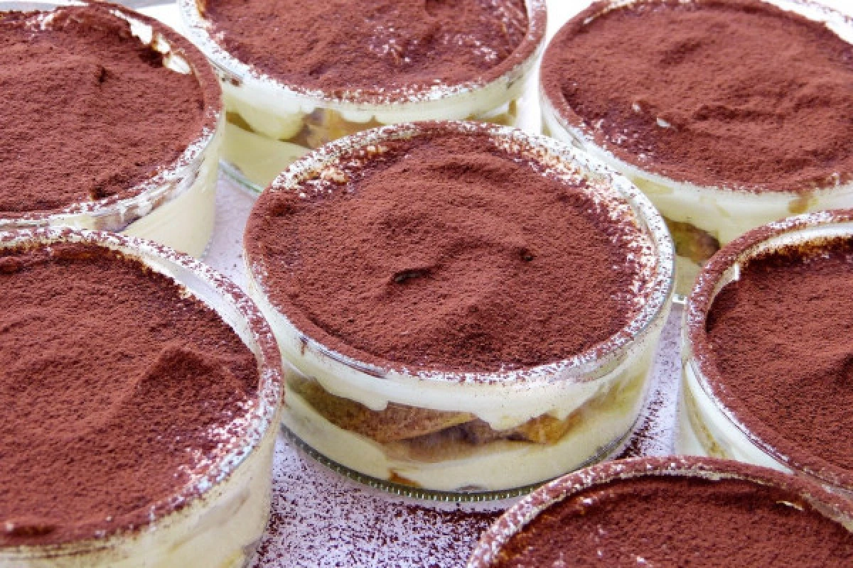 Naples tiramisù & limoncello class - Bonjour Fun