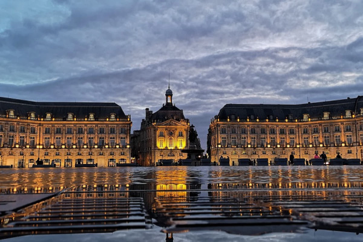 Bordeaux Food Tour - Bonjour Fun