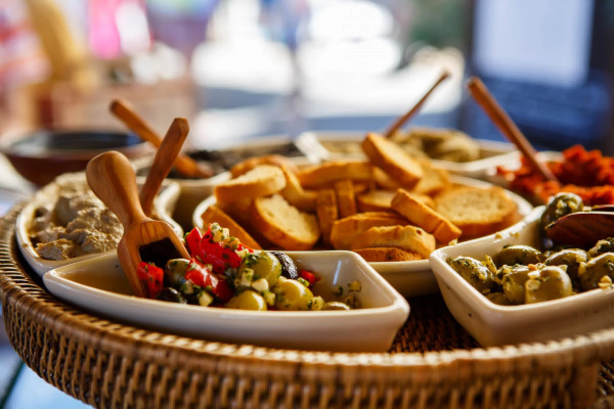 Marseille Food Tour - Bonjour Fun