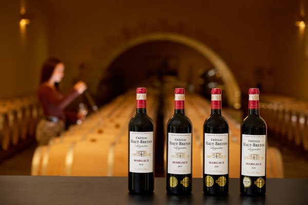 Unique Interlude - Bonjour Fun