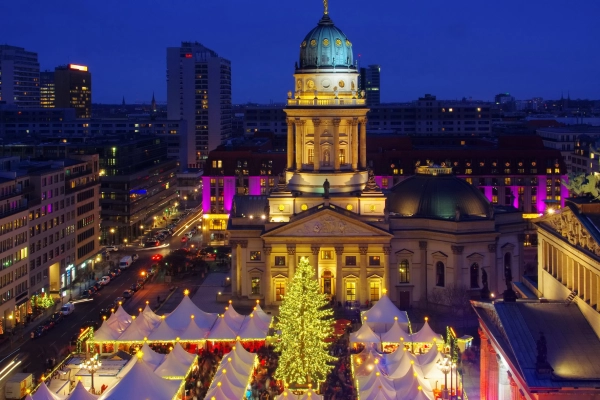 Unusual treasure hunt on the Christmas market (Berlin) - Bonjour Fun