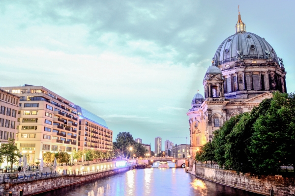 Unusual treasure hunt on the Christmas market (Berlin) - Bonjour Fun