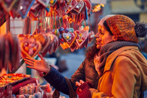 Unusual treasure hunt on the Christmas market (Bruxelles) - Bonjour Fun