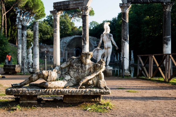 Villa Adriana and Villa d'Este Photo Tour - Bonjour Fun