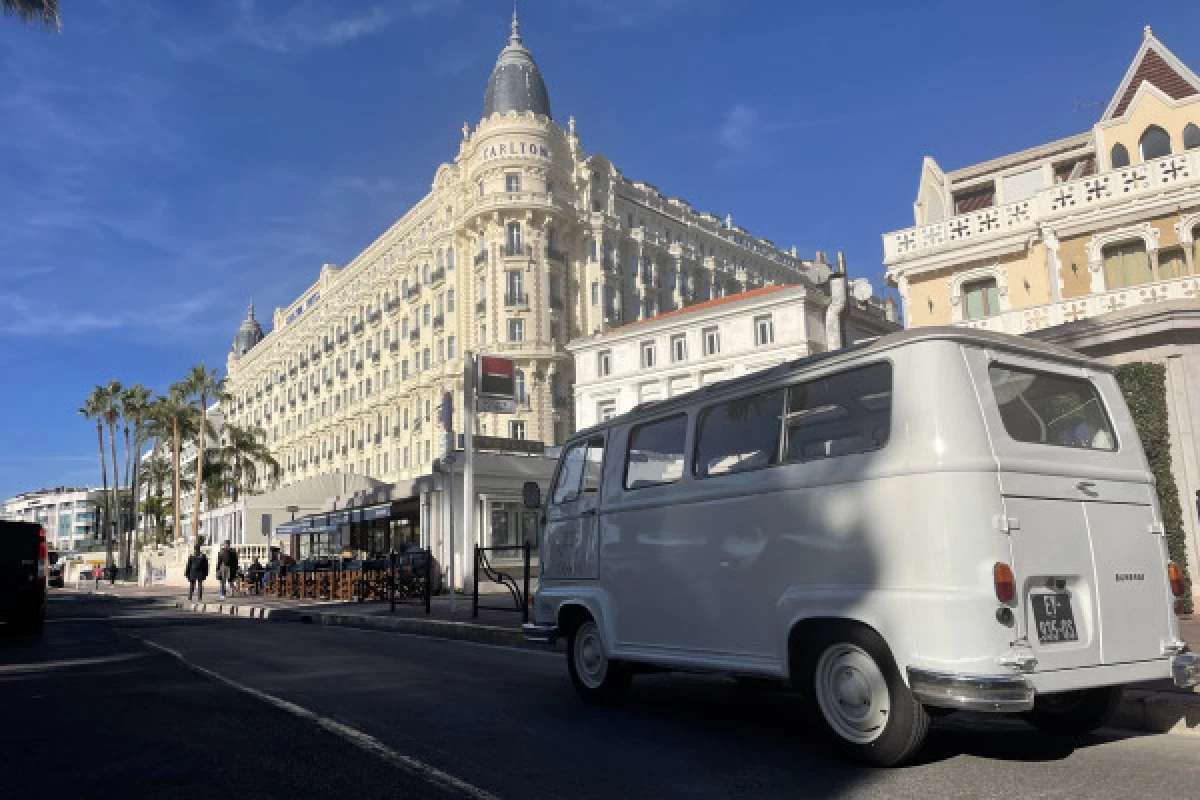 Cannes: City Tour in classic French Bus (2 hours) - Bonjour Fun