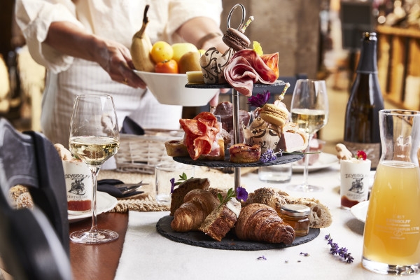 Cellar visit - "Easter formula" in Alsace - Bonjour Fun