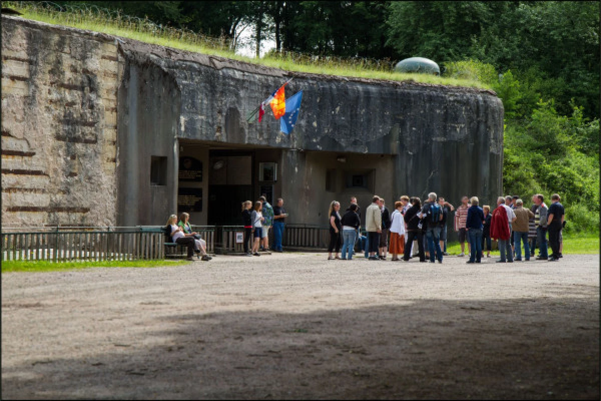 Guided tour in the Maginot Line fortress "Four-à-Chaux" - Bonjour Fun