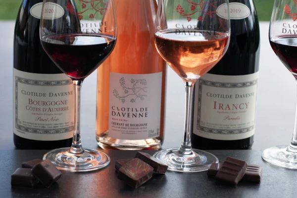 Wine and chocolat tasting at Chablis. - Bonjour Fun